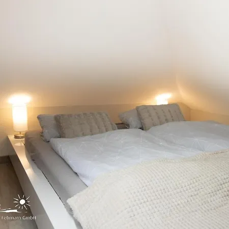 57 Meerblick Strandburg App.2.1 *